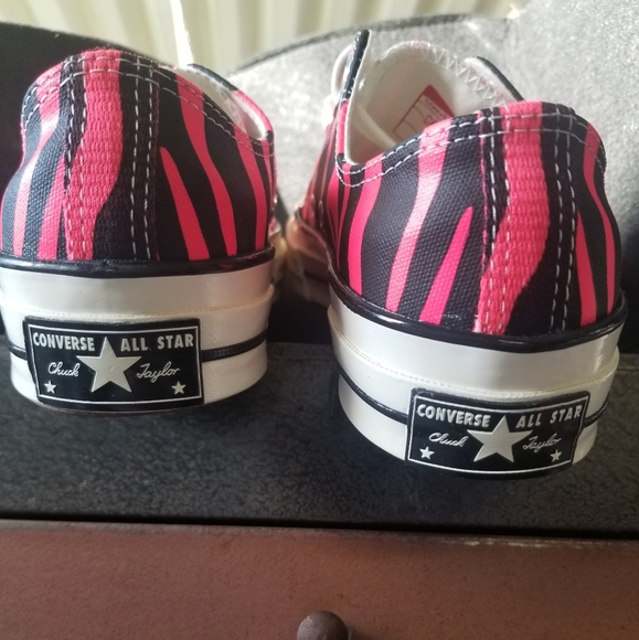 NIB authentic CONVERSE ARCHIVE PRINT CHUCK 70 OX BLACK/RACER/PINK/EGRET - Picture 5 of 11